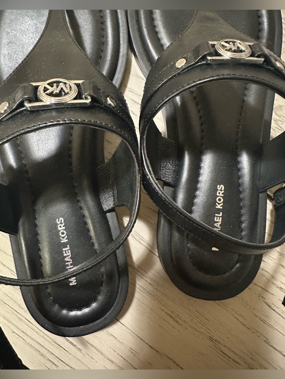 Michael Kors Black Leather Thong Sandals with Silver MK Accent - Picture 3 of 4